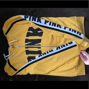 COPY - Victoria’s Secret. Zip up hoodie.